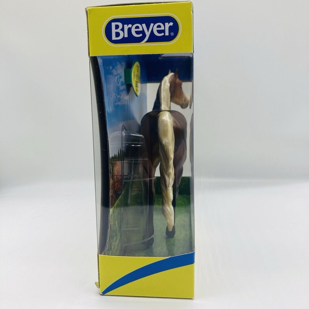 Breyer #62120 Fairfax 2020 Horse of the Year 70th Anniversary Freedom Series - Picture 5 of 11